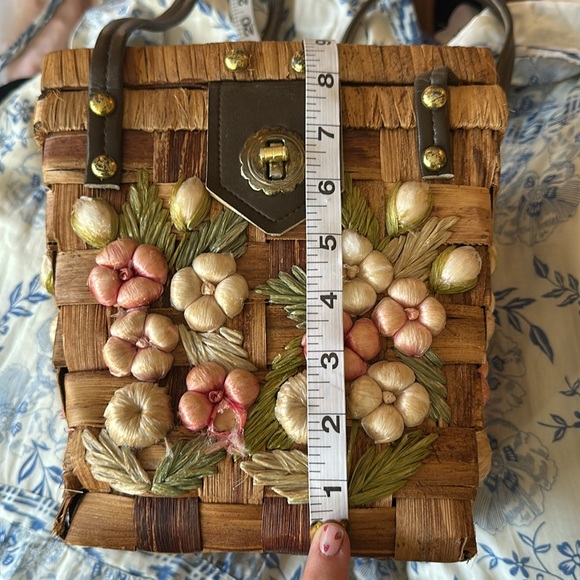 🎉HP🎉 Vintage Retro Madmen 3D floral raffia Wicker 60s basket purse handbag - Picture 11 of 14